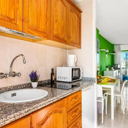 Apartment 426 Wonderful In Americas! Wi Fi Free! Playa de las Americas (Tenerife)